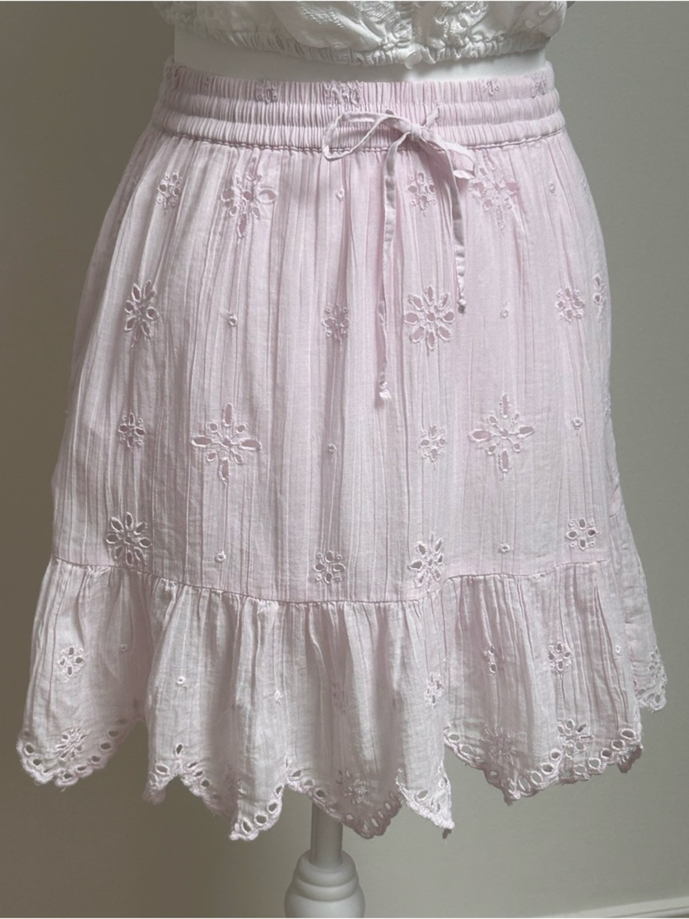 AERIE Light Pink Eyelet Cotton Mini Skirt XS